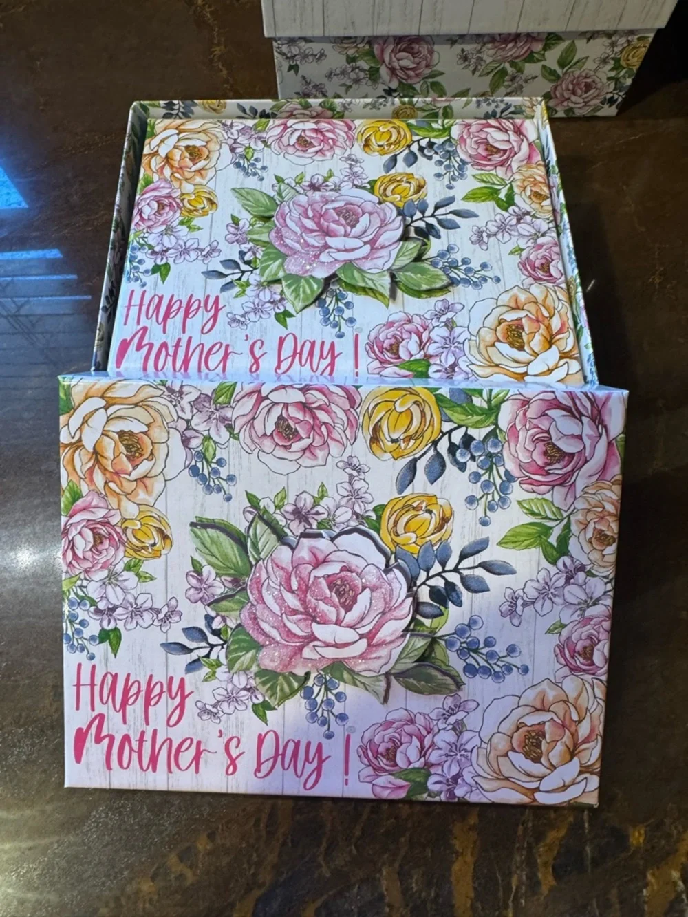 New Set of 3 Nesting gift boxes w/Happy Mother’s Day design 3 different sizes